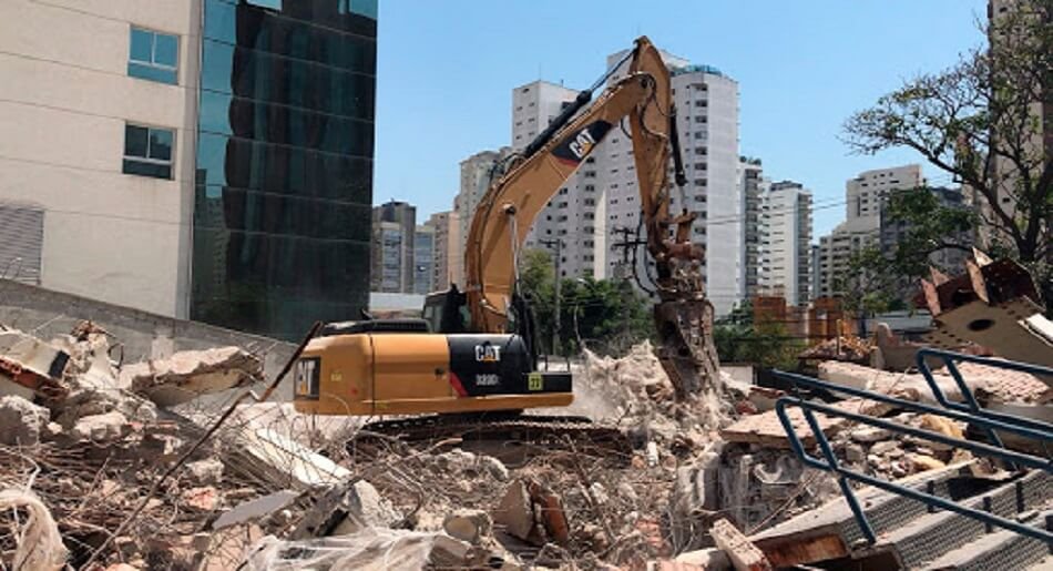 Demolidora Diamante na Zona Sul