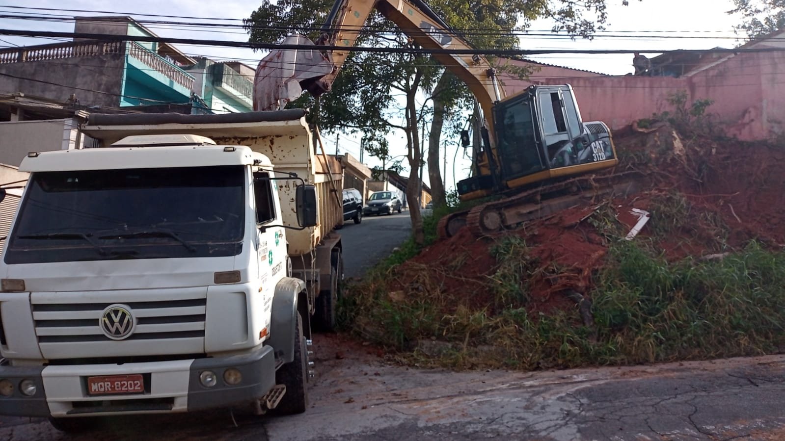 J F Terraplenagem em Perus