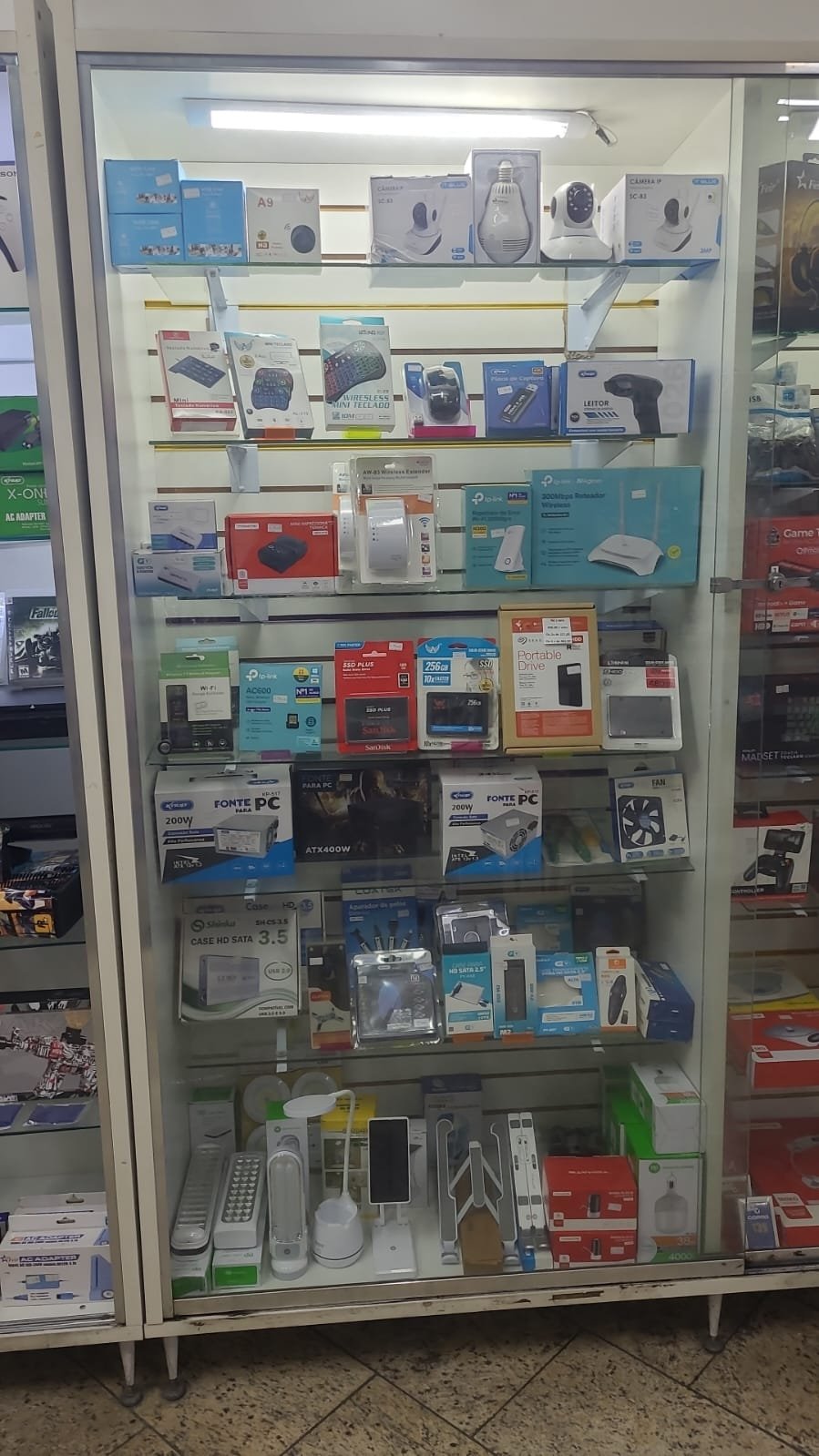 Elite Relojoaria e Acessórios para Celulares Na Zona leste