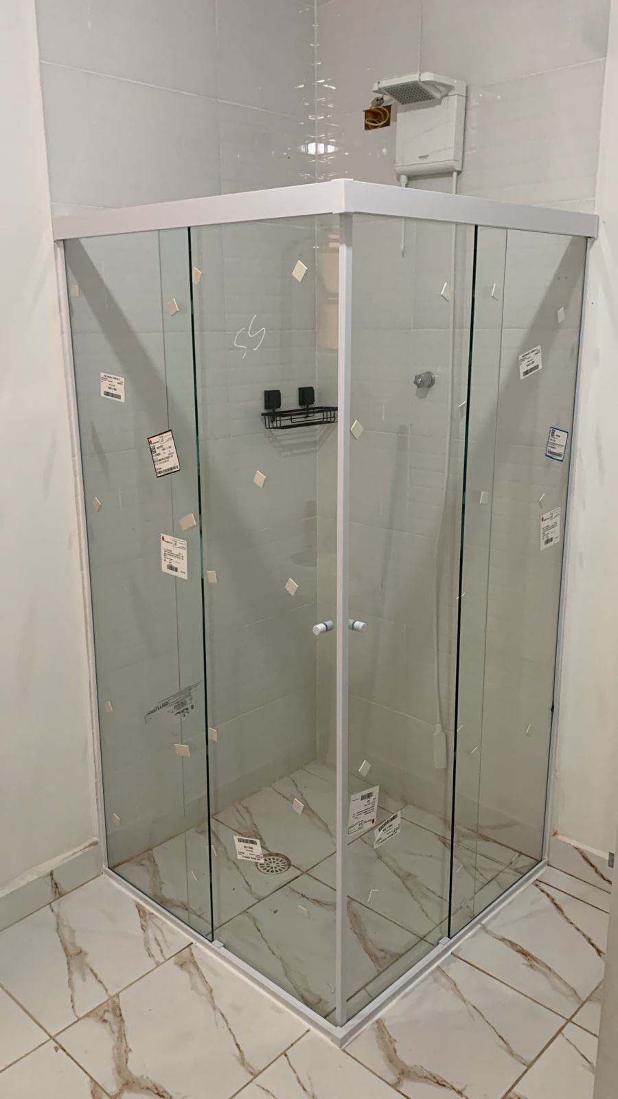 Estilo Box Vidraçaria na Bela Vista