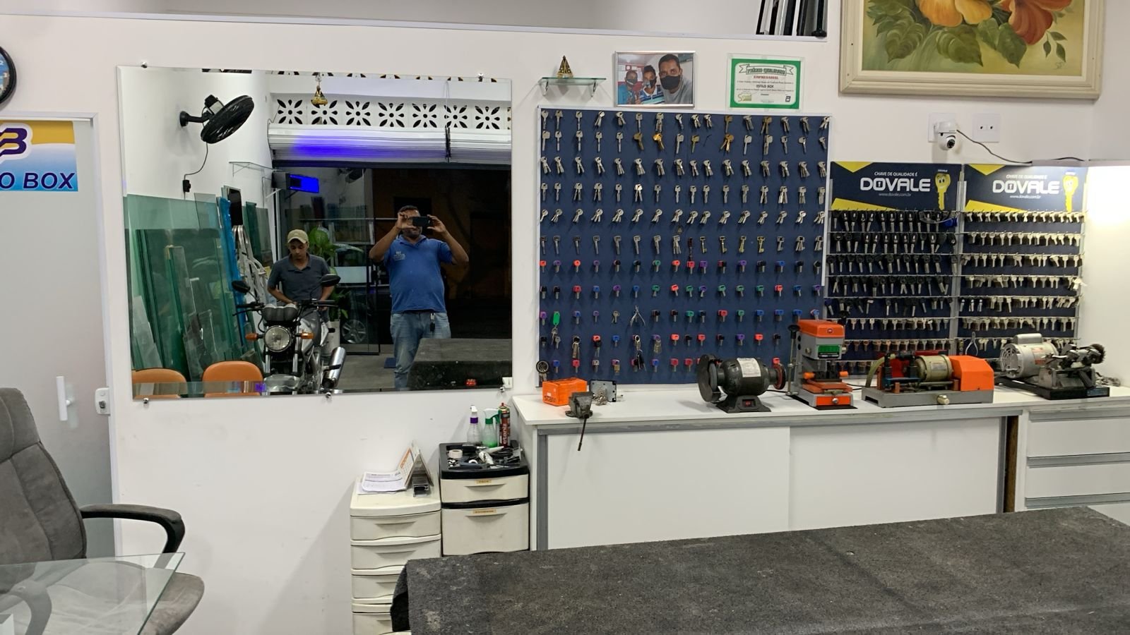 Estilo Box Vidraçaria na Bela Vista