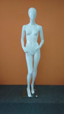 Art Nova Manequins - Manequins e Expositores em São Paulo